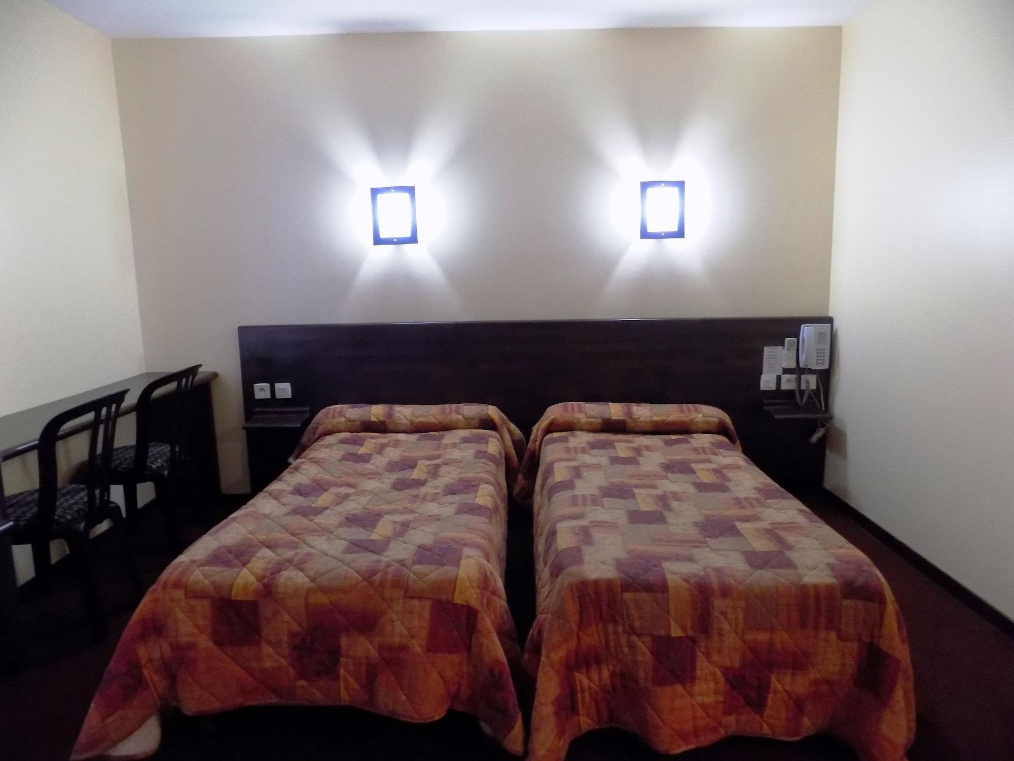 Hotel Estival Arriel Lourdes Dış mekan fotoğraf