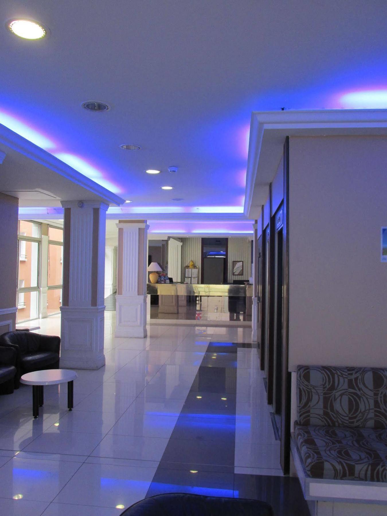 Hotel Estival Arriel Lourdes Dış mekan fotoğraf