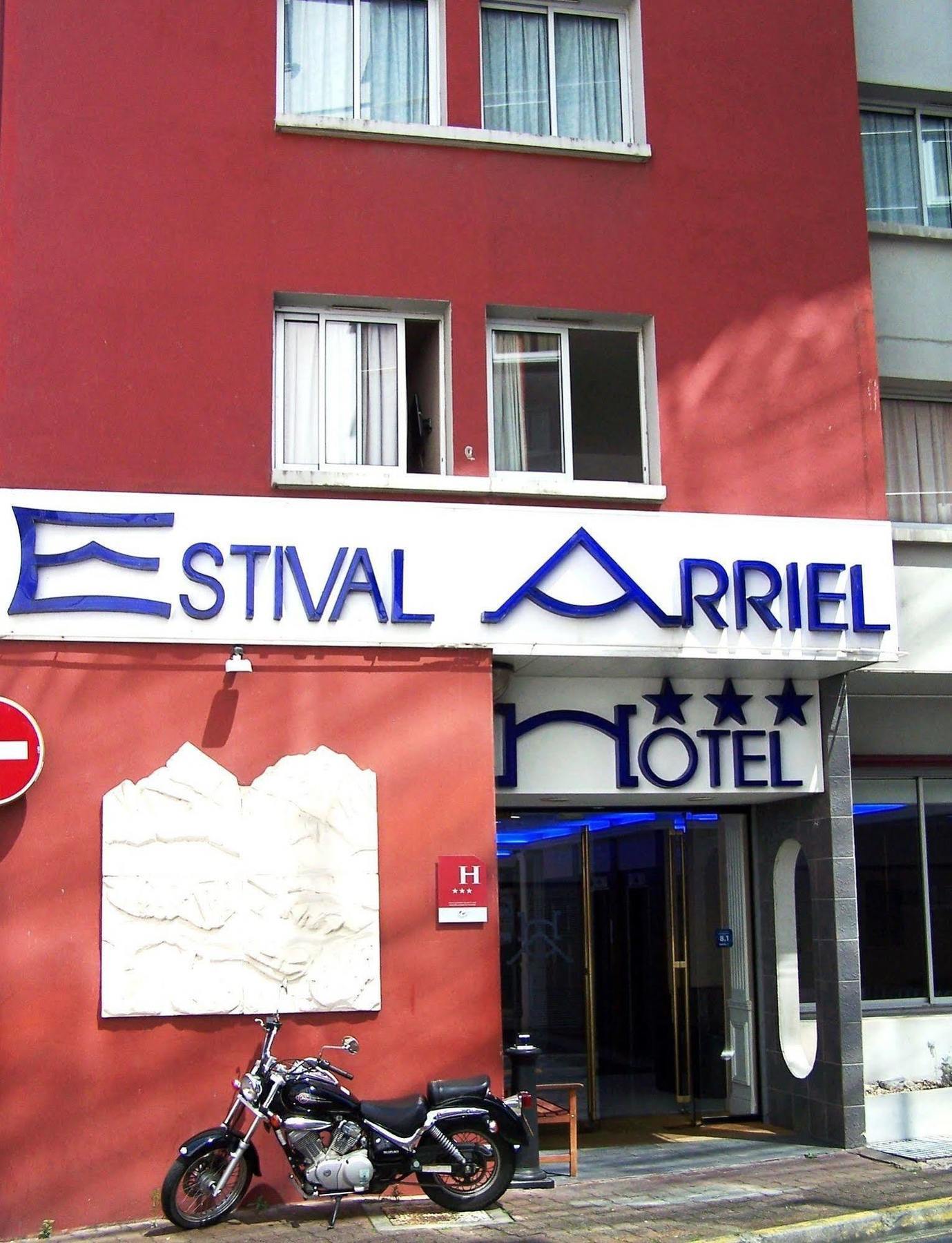 Hotel Estival Arriel Lourdes Dış mekan fotoğraf